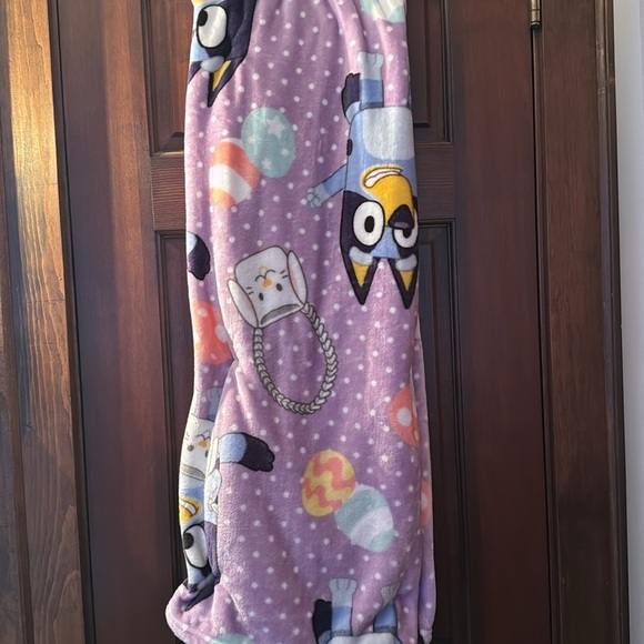 Purple Bluey Easter Silk Touch Throw Blanket - Picture 5 of 7
